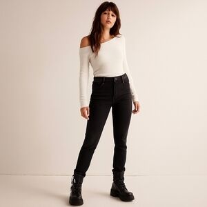 We The Free Mid Rise Slim Black Chevron Jean - Size 24 - NWT